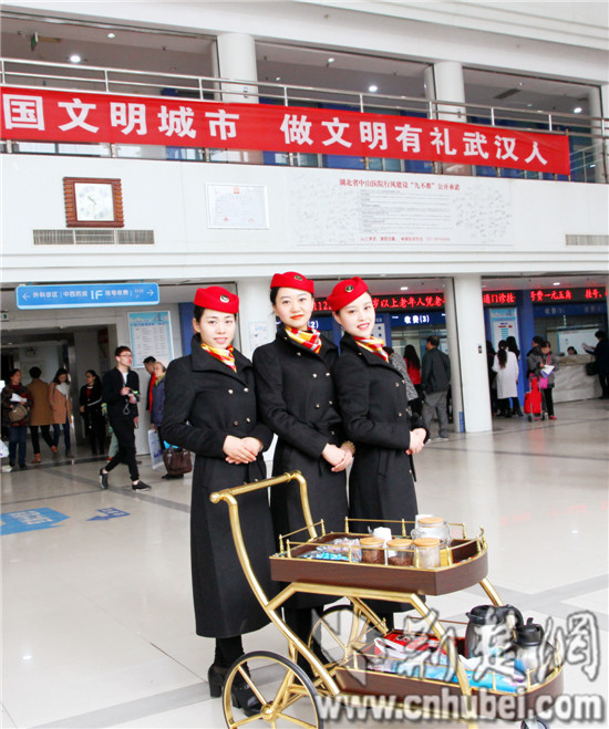 小合影.jpg