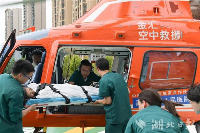 鄂豫组建跨省“急救空中走廊” 两省30余家医院加入4a.jpg 鄂豫组建跨省“急救空中走廊” 两省30余家医院加入4a.jpg