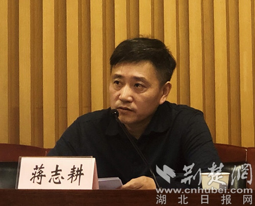 蒋志耕副区长在致辞中表示,市八医院坚持科教兴院,人才强院的办院